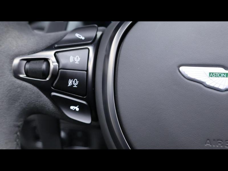 Aston Martin Timeless by Louyet | V8 Vantage