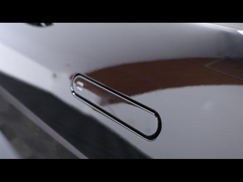 Aston Martin Timeless by Louyet | V8 Vantage