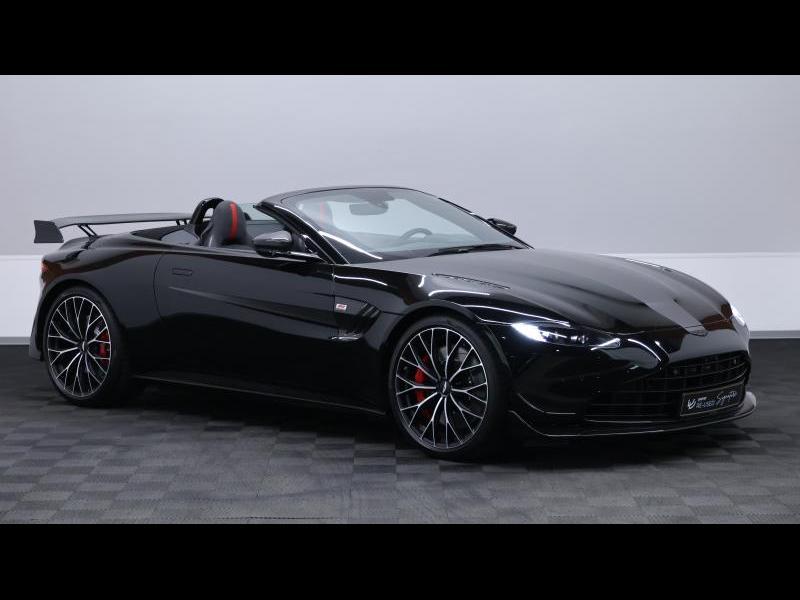 Aston Martin Timeless by Louyet | V8 Vantage