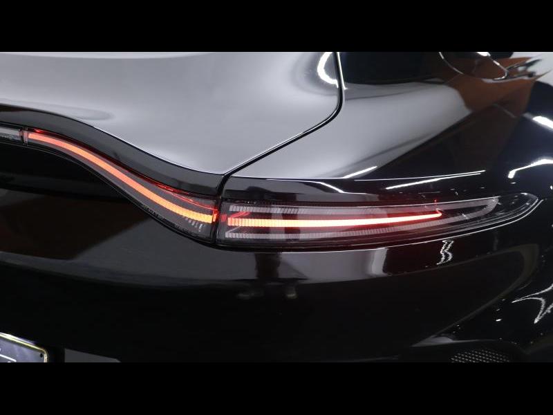 Aston Martin Timeless by Louyet | Vantage