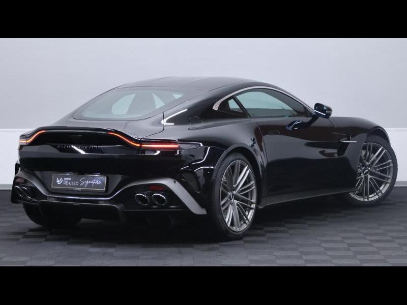 Aston Martin Timeless by Louyet | Vantage