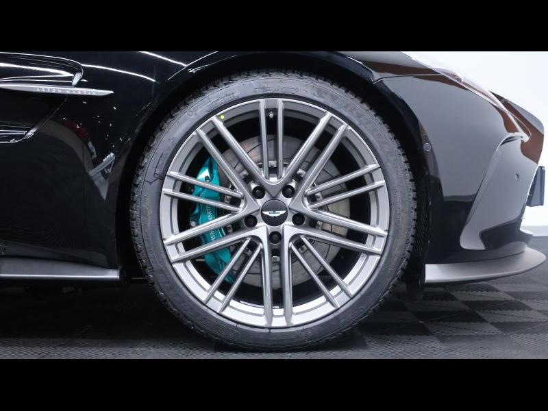 Aston Martin Timeless by Louyet | Vantage