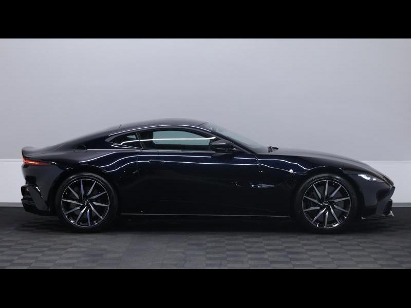 Aston Martin Timeless by Louyet | Vantage