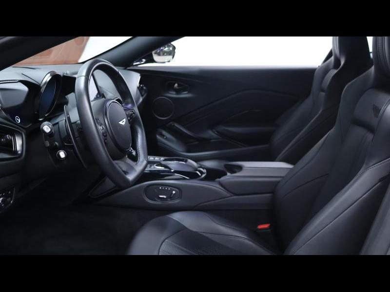 Aston Martin Timeless by Louyet | Vantage