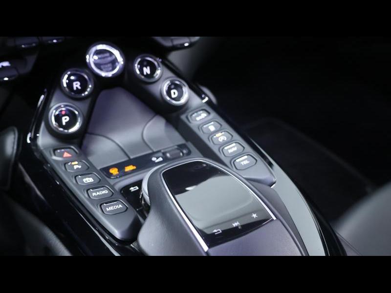 Aston Martin Timeless by Louyet | Vantage