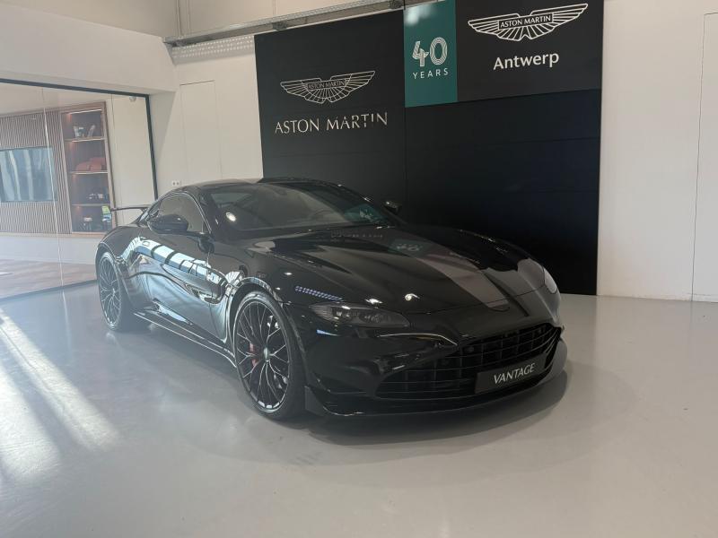 Aston Martin Timeless by Louyet | V8 Vantage