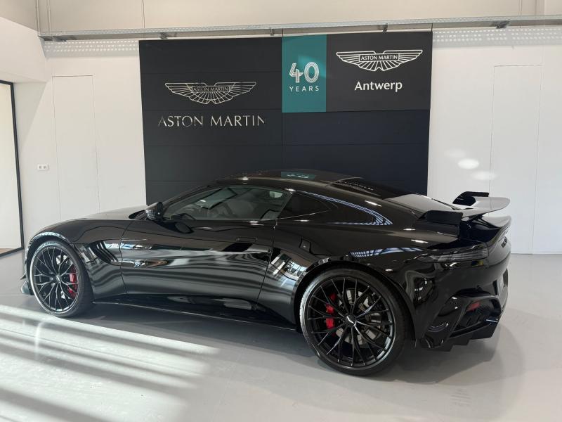 Aston Martin Timeless by Louyet | V8 Vantage