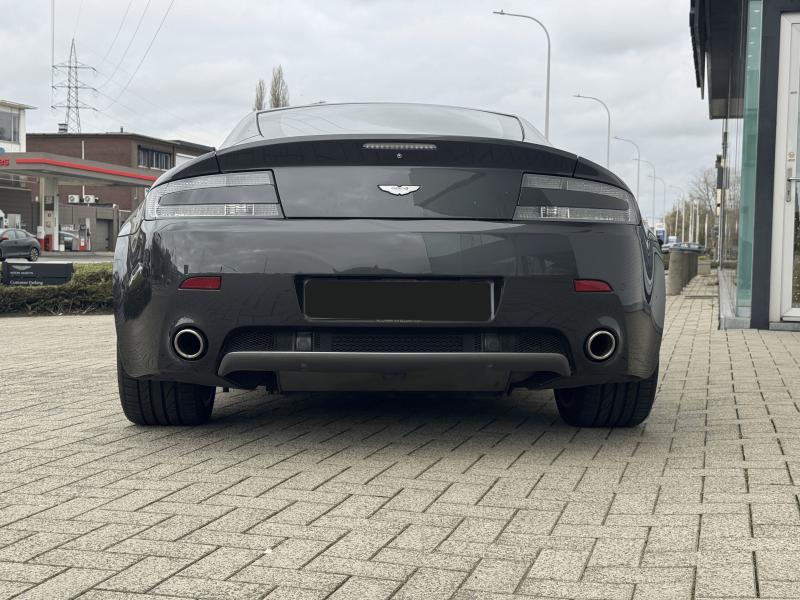 Aston Martin Timeless by Louyet | V8 Vantage