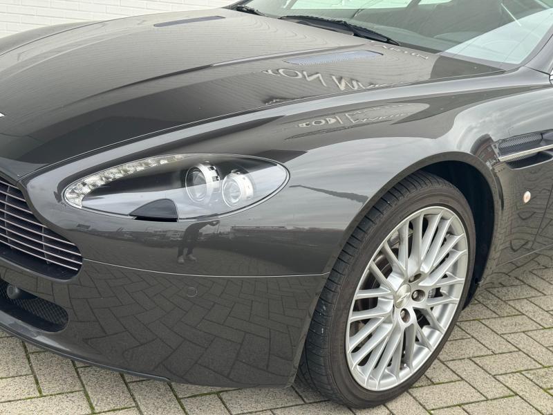 Aston Martin Timeless by Louyet | V8 Vantage