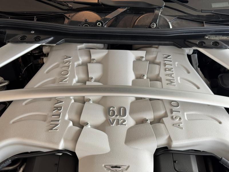Aston Martin Timeless by Louyet | DBS