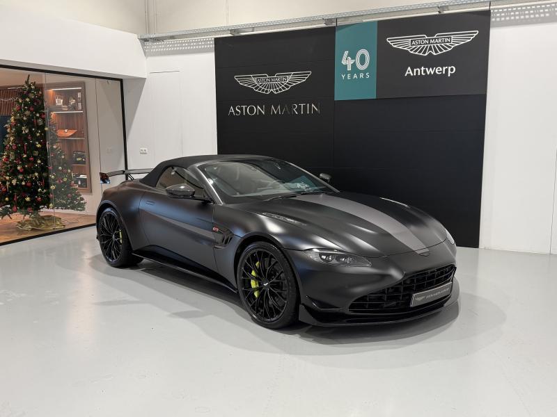 Aston Martin Timeless by Louyet | V8 Vantage