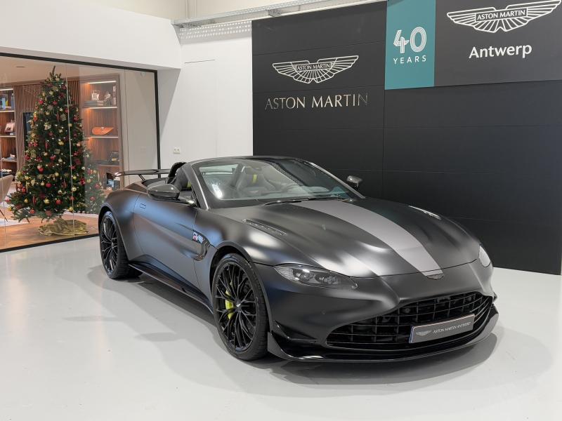 Aston Martin Timeless by Louyet | V8 Vantage
