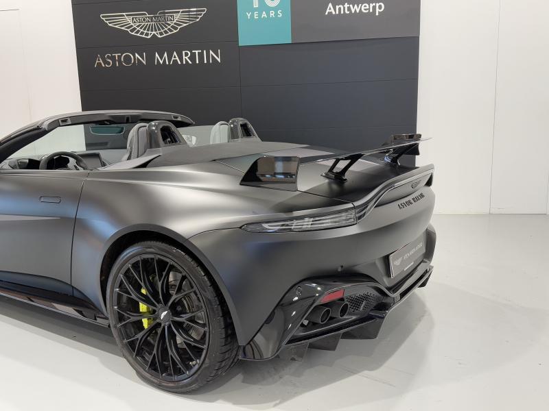 Aston Martin Timeless by Louyet | V8 Vantage