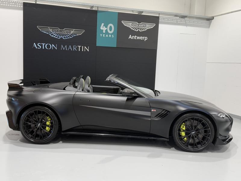 Aston Martin Timeless by Louyet | V8 Vantage
