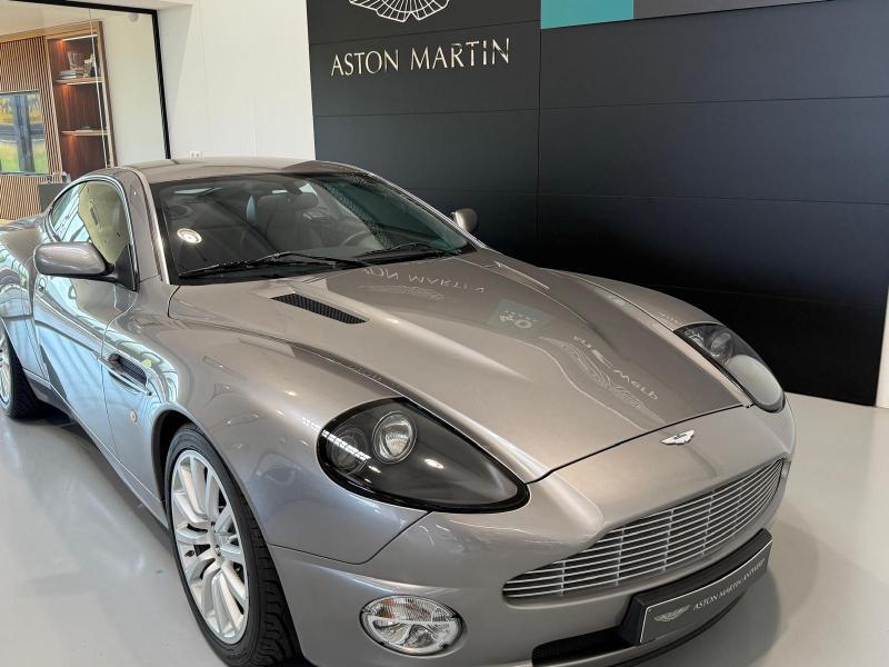 Aston Martin Timeless by Louyet | Vanquish