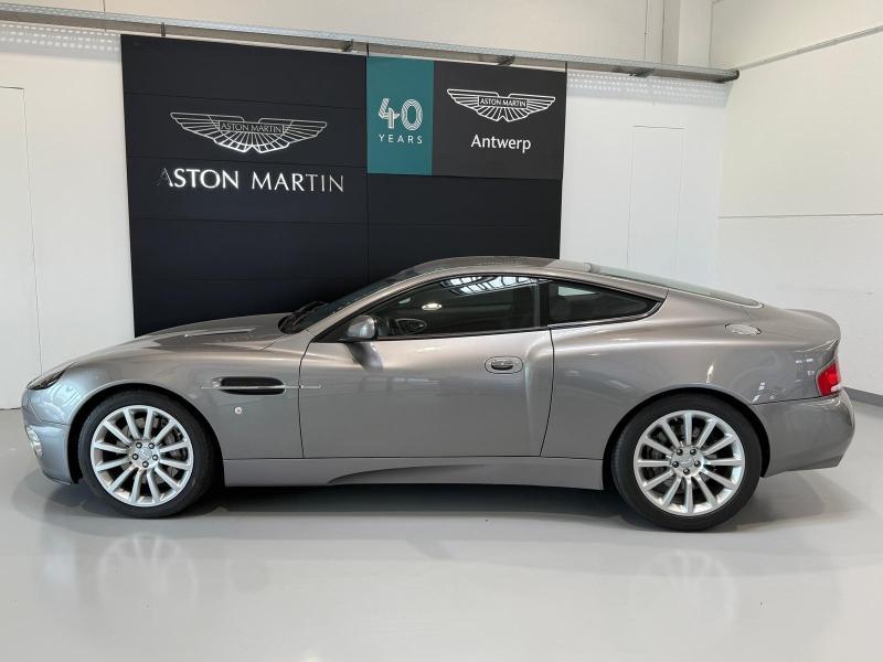 Aston Martin Timeless by Louyet | Vanquish