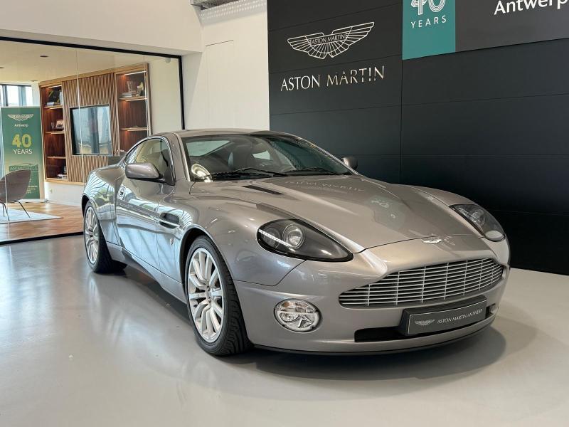 Aston Martin Timeless by Louyet | Vanquish