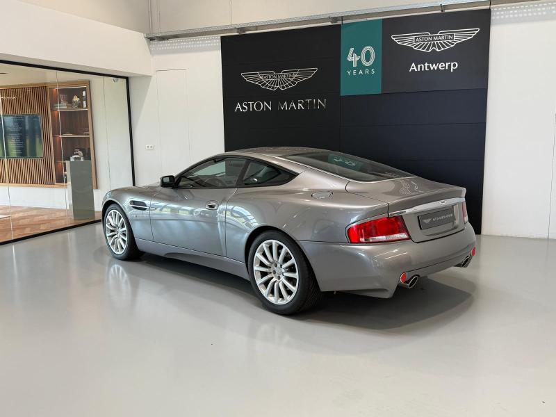 Aston Martin Timeless by Louyet | Vanquish