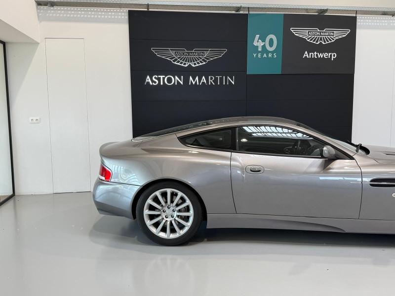 Aston Martin Timeless by Louyet | Vanquish