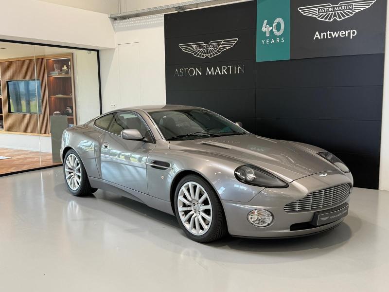 Aston Martin Timeless by Louyet | Vanquish