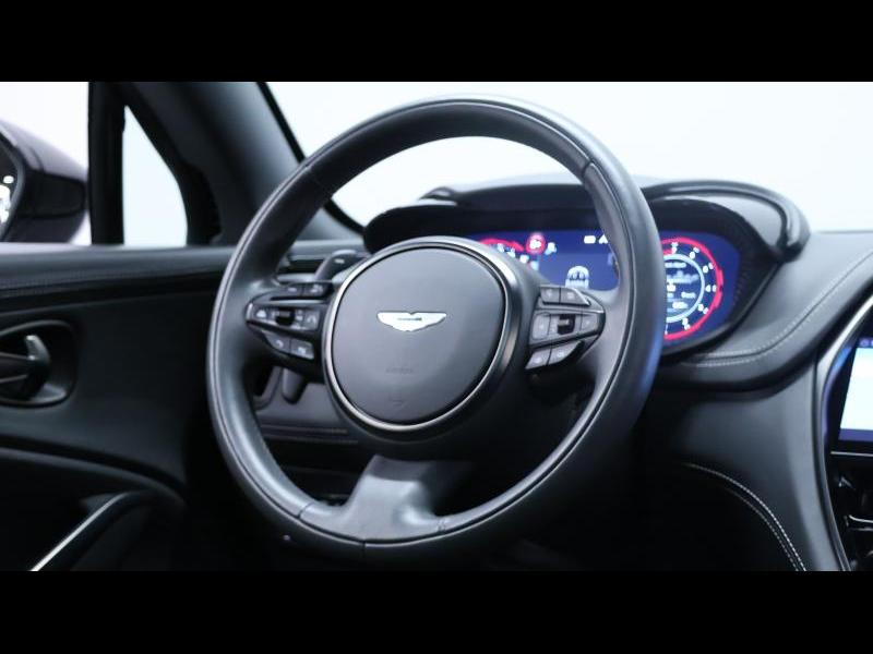 Aston Martin Timeless by Louyet | DBX