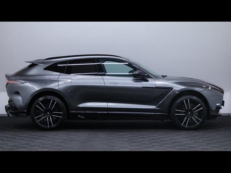 Aston Martin Timeless by Louyet | DBX