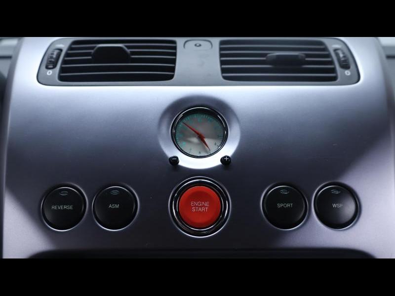 Aston Martin Timeless by Louyet | Vanquish