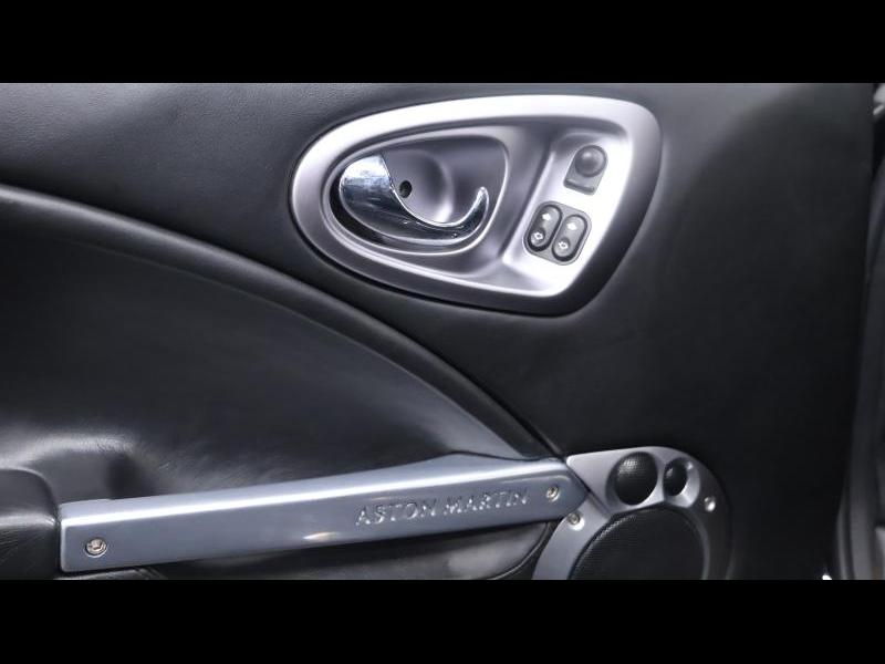 Aston Martin Timeless by Louyet | Vanquish
