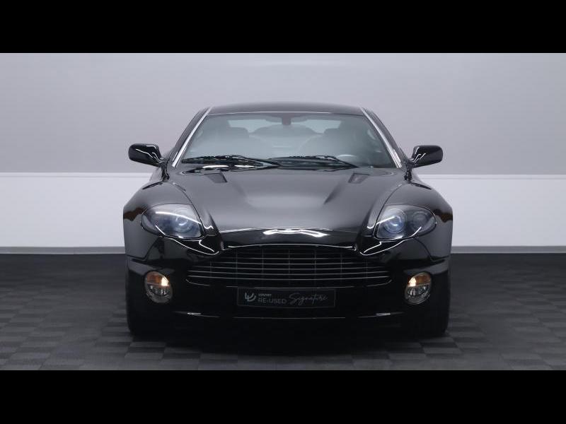 Aston Martin Timeless by Louyet | Vanquish