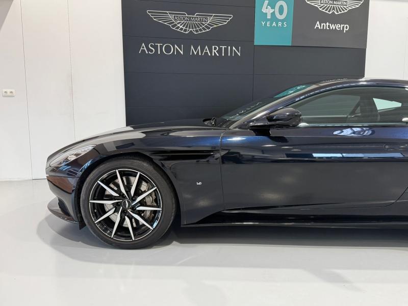 Aston Martin Timeless by Louyet | DB11