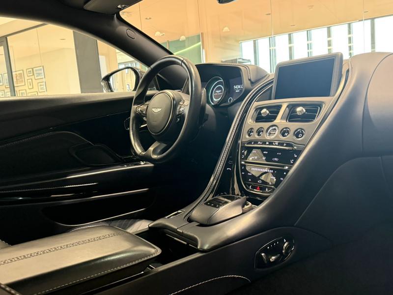 Aston Martin Timeless by Louyet | DB11