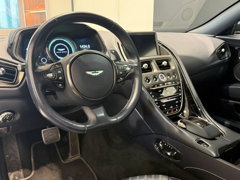 Aston Martin Timeless by Louyet | DB11