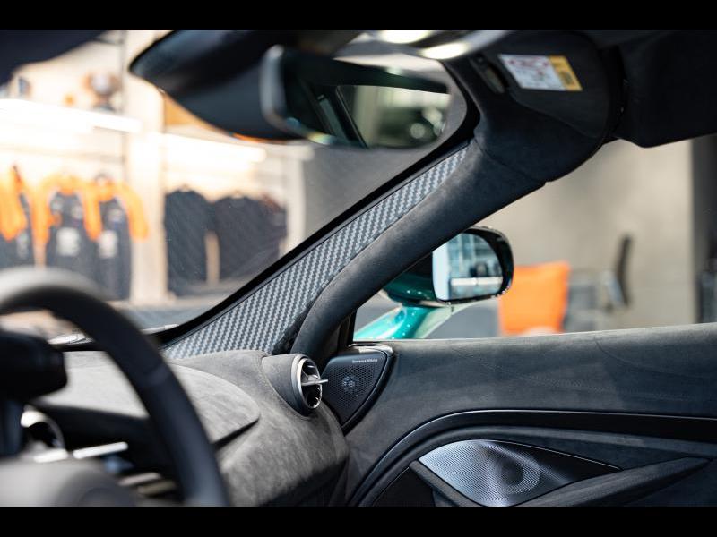 McLaren Qualified Pre-Owned by Louyet