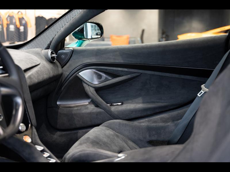McLaren Qualified Pre-Owned by Louyet