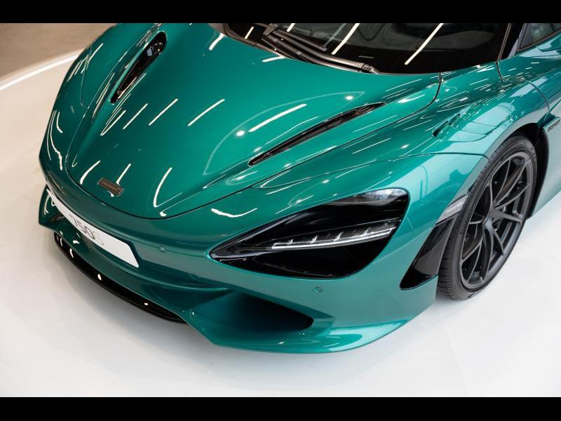 McLaren Qualified Pre-Owned by Louyet