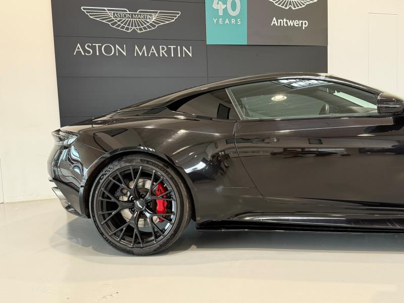 Aston Martin Timeless by Louyet | DB12