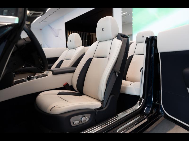 Rolls-Royce Provenance by Louyet | Dawn
