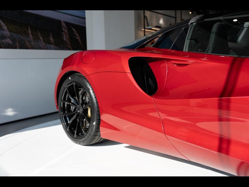 McLaren Qualified Pre-Owned by Louyet