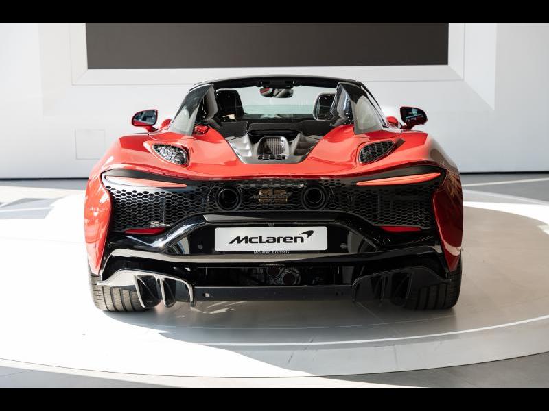 McLaren Qualified Pre-Owned by Louyet