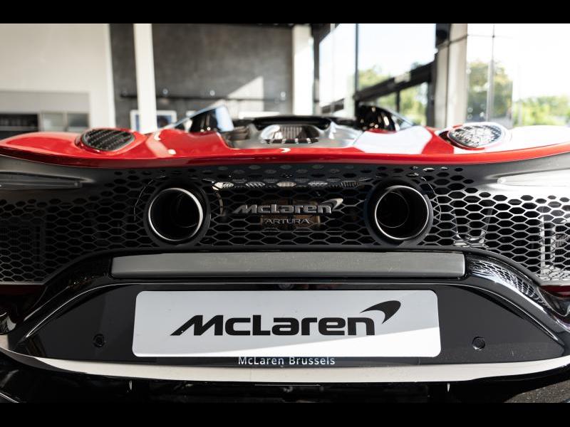 McLaren Qualified Pre-Owned by Louyet