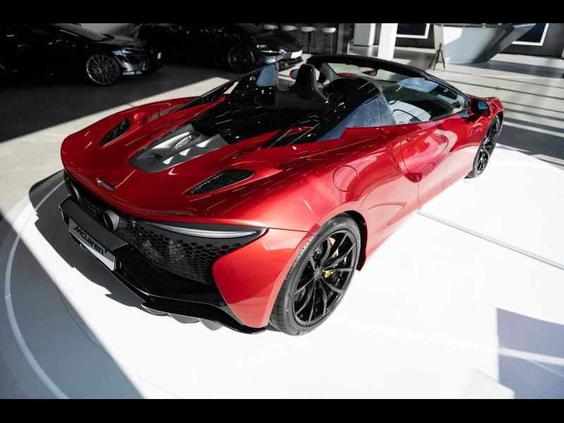 McLaren Qualified Pre-Owned by Louyet