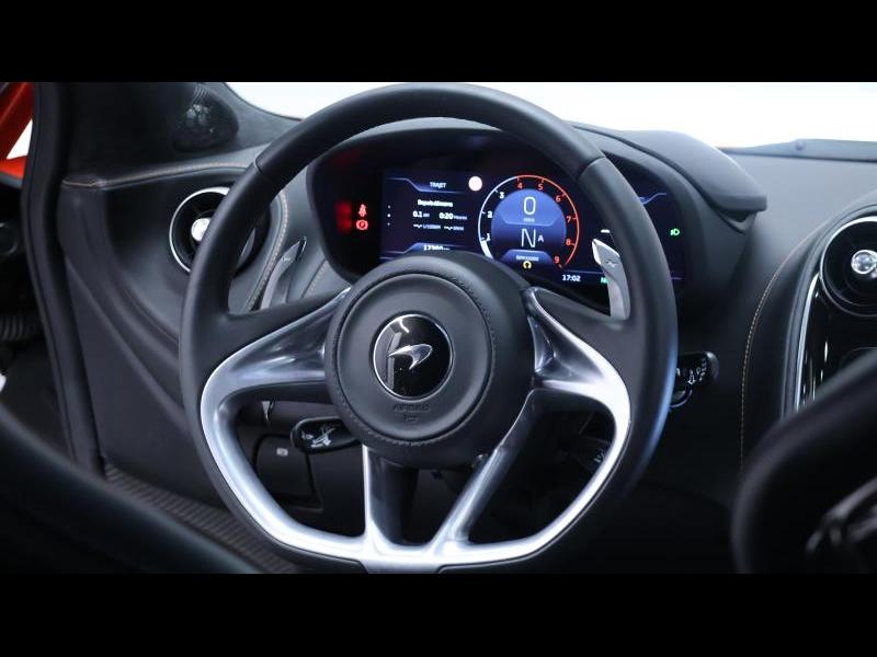 McLaren Qualified Pre-Owned by Louyet