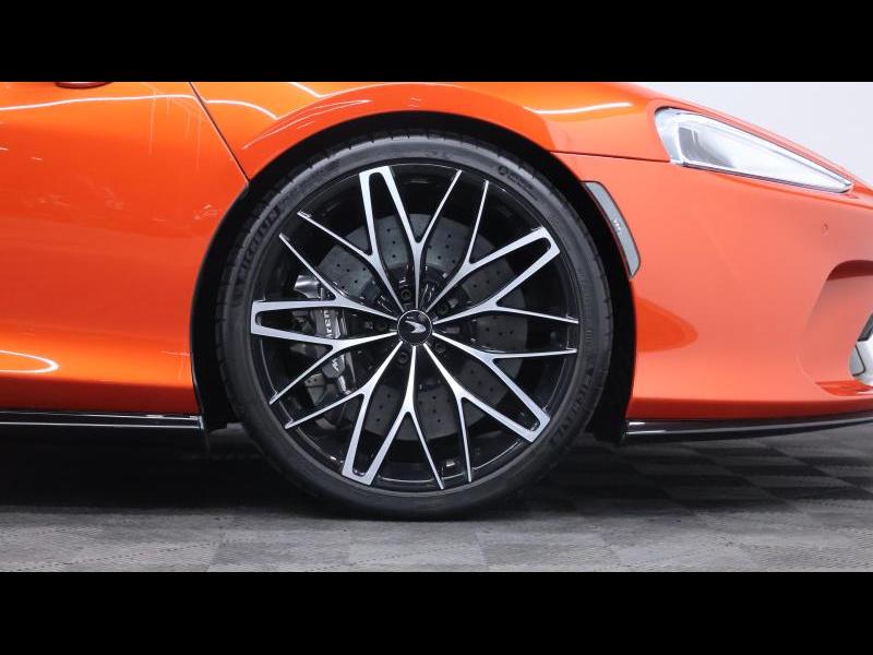 McLaren Qualified Pre-Owned by Louyet