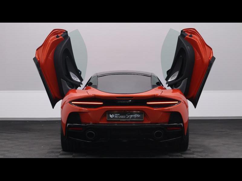 McLaren Qualified Pre-Owned by Louyet
