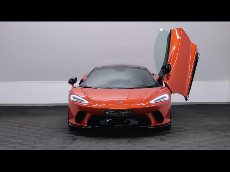 McLaren Qualified Pre-Owned by Louyet