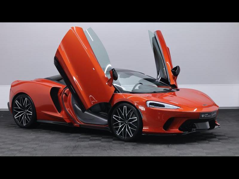 McLaren Qualified Pre-Owned by Louyet