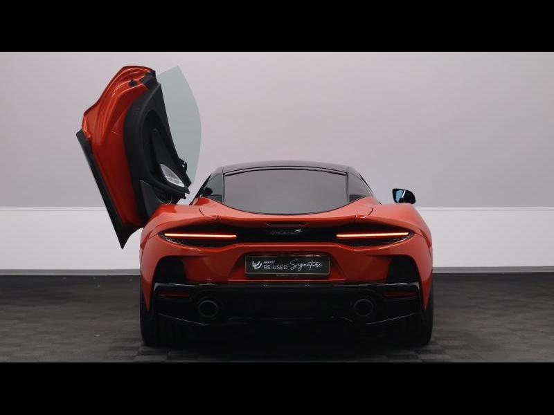 McLaren Qualified Pre-Owned by Louyet