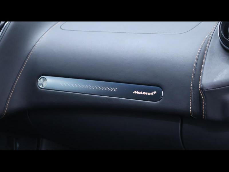 McLaren Qualified Pre-Owned by Louyet