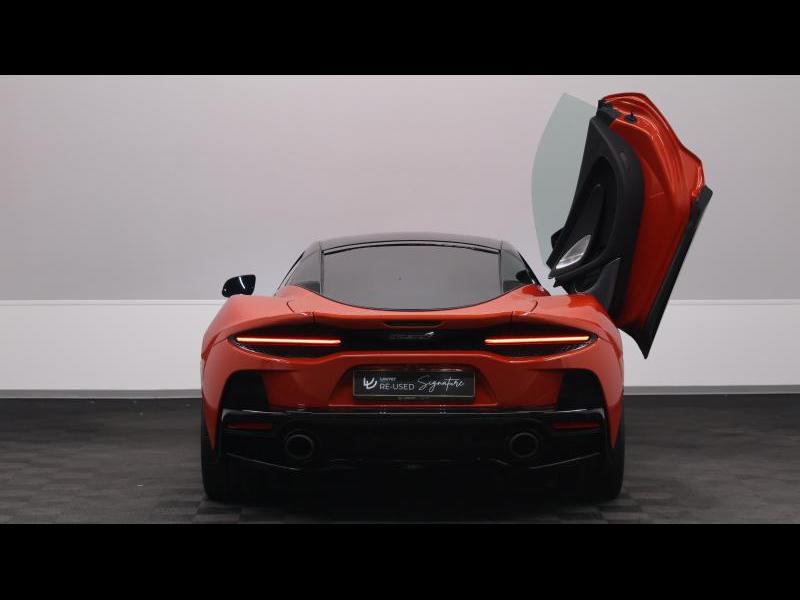 McLaren Qualified Pre-Owned by Louyet