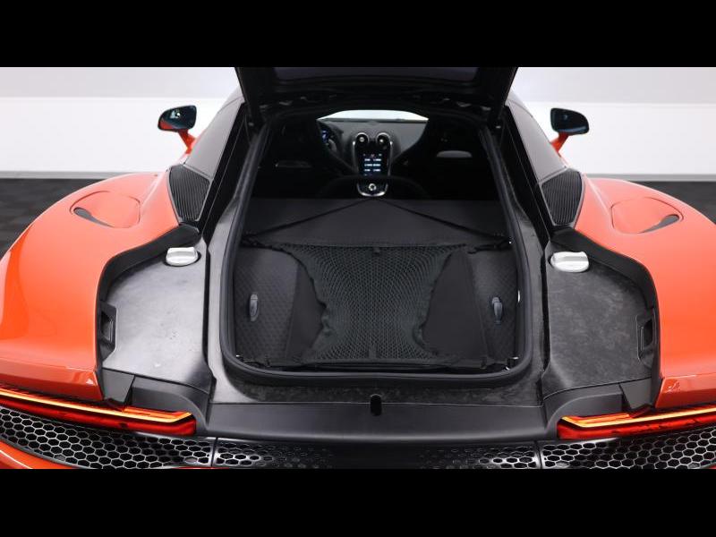McLaren Qualified Pre-Owned by Louyet
